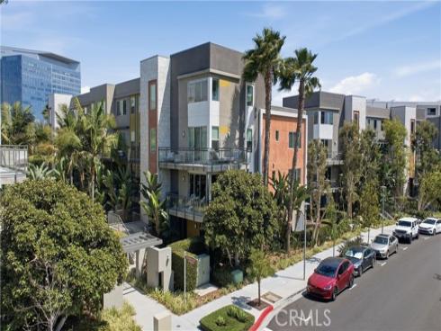 43  Gramercy  , Irvine, CA