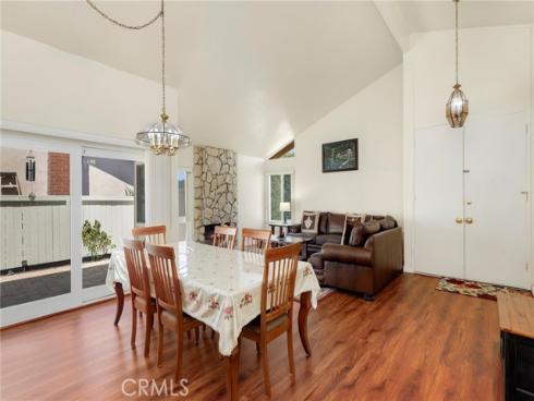 5002 Barkwood , Irvine, CA