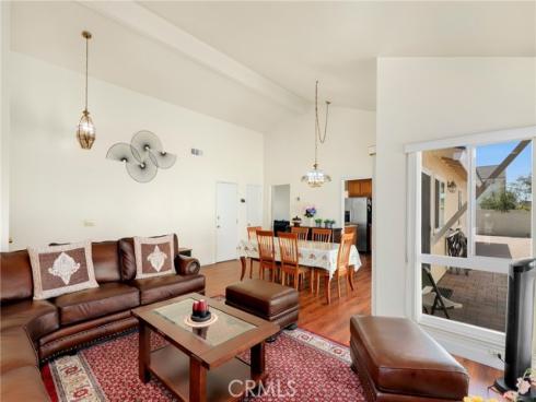 5002 Barkwood , Irvine, CA