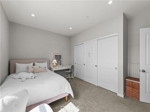 182 Elkhorn , Irvine, CA