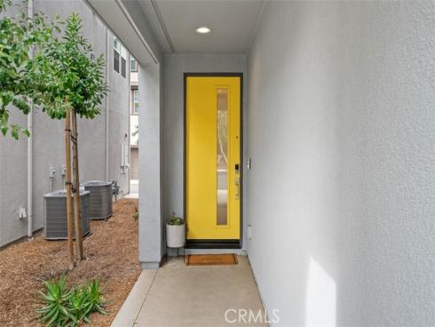 130 Tenor , Irvine, CA