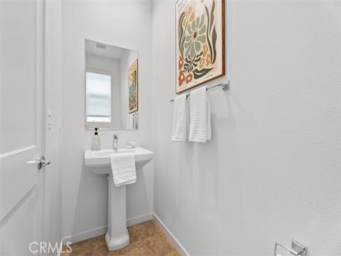 130 Tenor , Irvine, CA