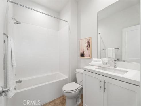 130 Tenor , Irvine, CA
