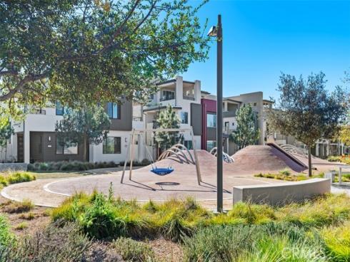 130 Tenor , Irvine, CA