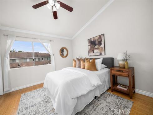 152 Greenmoor 64 , Irvine, CA