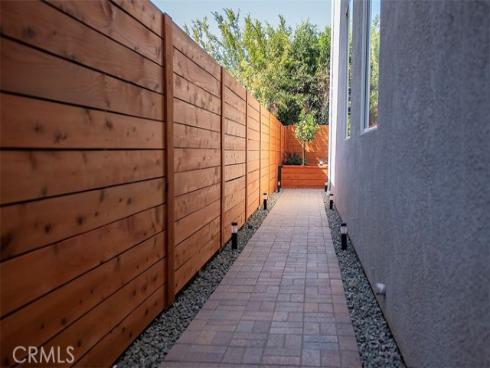 8 National Place, Irvine, CA