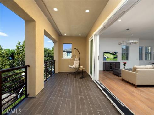 251 Follyhatch , Irvine, CA