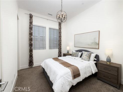 251 Follyhatch , Irvine, CA