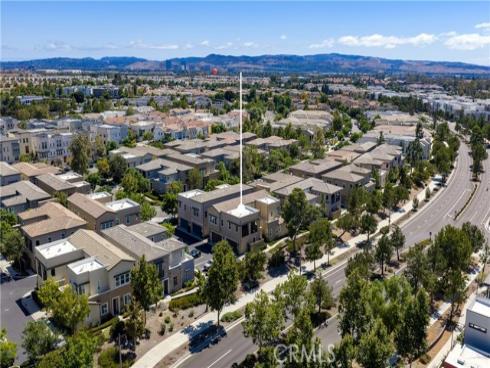 251 Follyhatch , Irvine, CA