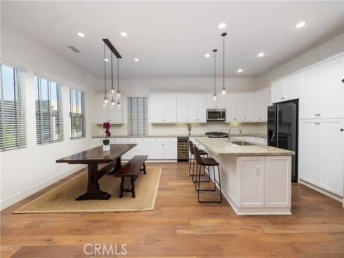 251 Follyhatch , Irvine, CA