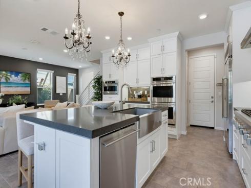 141 Tribeca , Irvine, CA