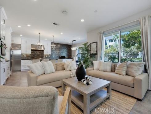 141 Tribeca , Irvine, CA