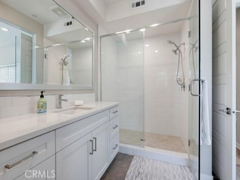 141 Tribeca , Irvine, CA