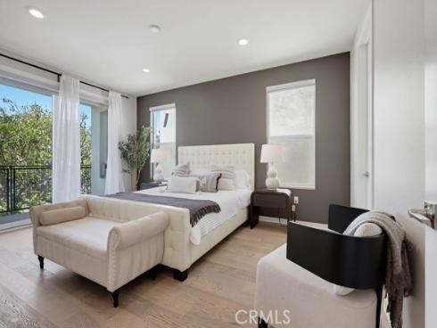 141 Tribeca , Irvine, CA