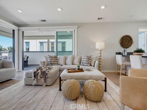 141 Tribeca , Irvine, CA