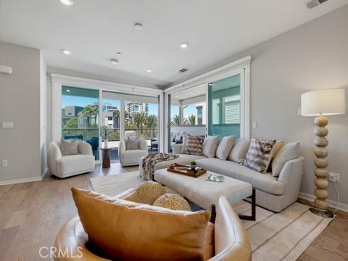 141 Tribeca , Irvine, CA