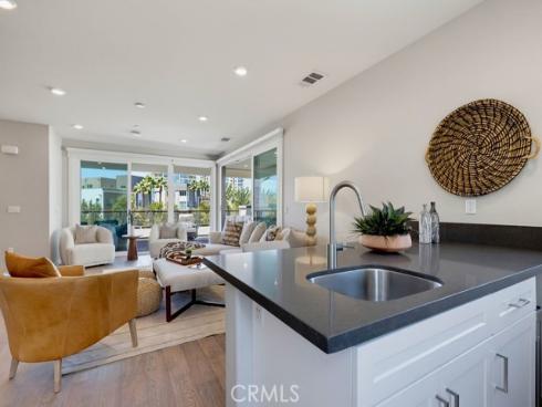 141 Tribeca , Irvine, CA
