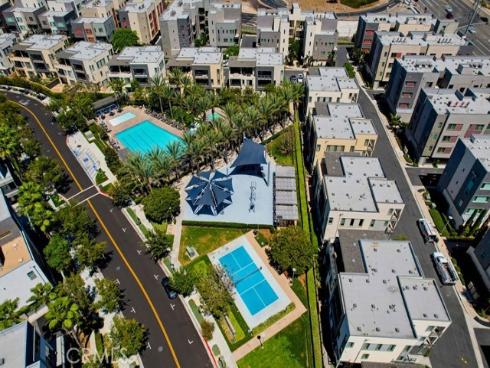 141 Tribeca , Irvine, CA