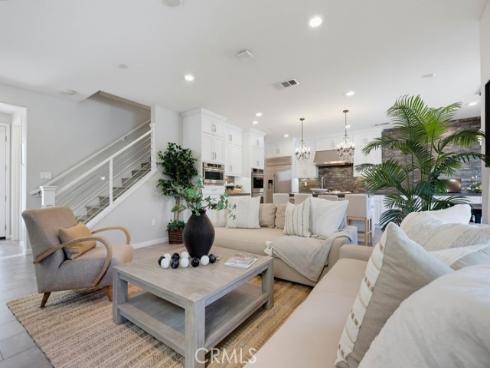 141 Tribeca , Irvine, CA
