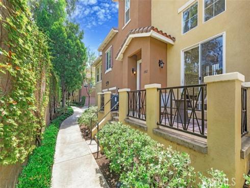 1002 Timberwood , Irvine, CA