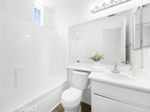 1002 Timberwood , Irvine, CA