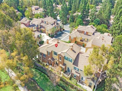 1002 Timberwood , Irvine, CA