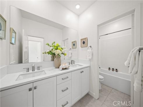 126 Baluster , Irvine, CA