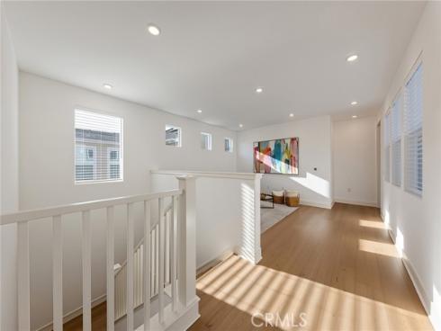 568 Mulligan , Irvine, CA