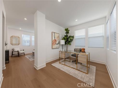 568 Mulligan , Irvine, CA