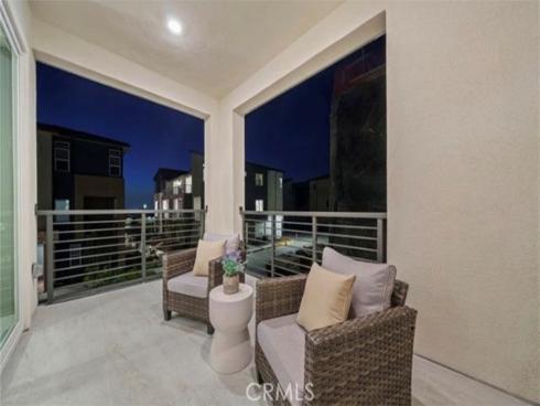 273 Lynx , Irvine, CA