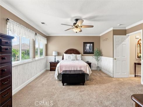 65 Linhaven , Irvine, CA