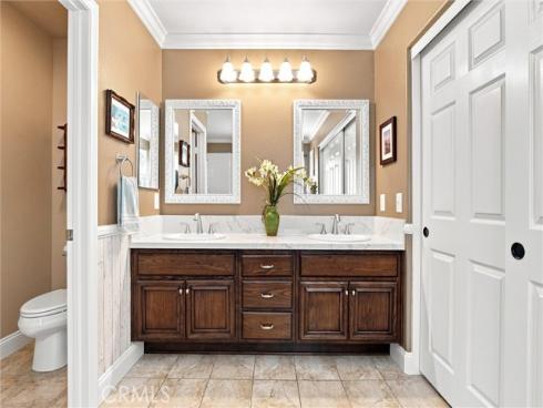 65 Linhaven , Irvine, CA