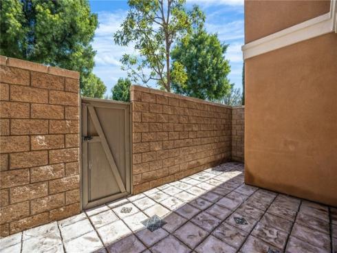 61 Distant Star , Irvine, CA