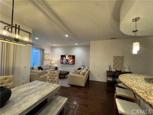21 Gramercy 218 , Irvine, CA