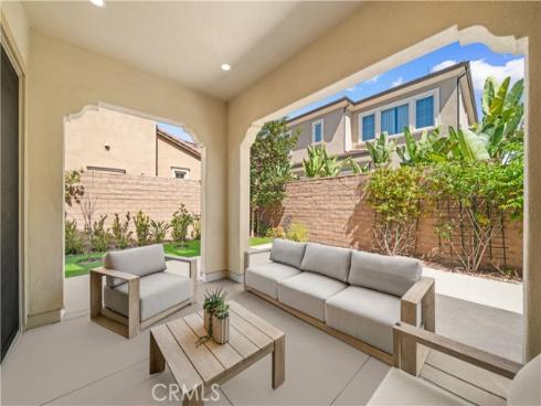 52 English Saddle , Irvine, CA