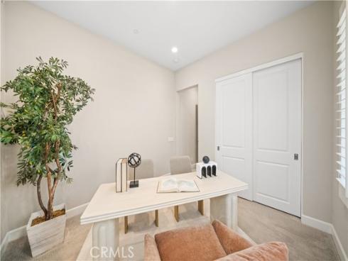 52 English Saddle , Irvine, CA