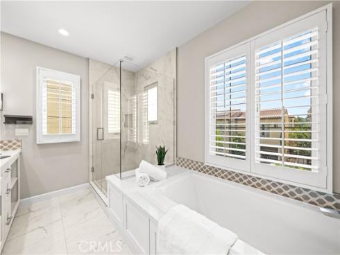52 English Saddle , Irvine, CA