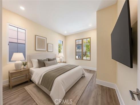112 Green Rdg , Irvine, CA