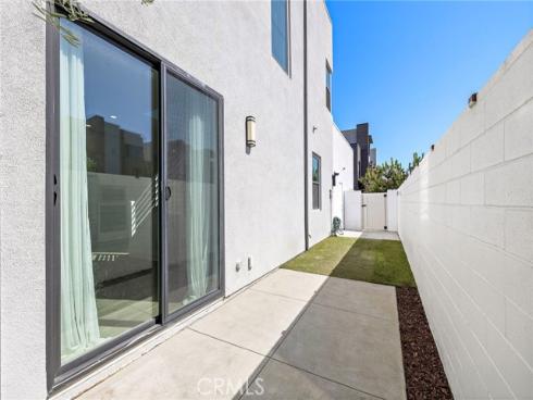 253  Novel  , Irvine, CA