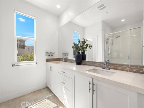 253  Novel  , Irvine, CA