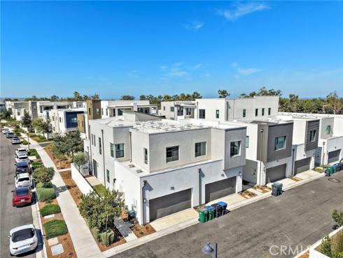 253  Novel  , Irvine, CA