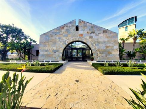 83 Waldorf , Irvine, CA