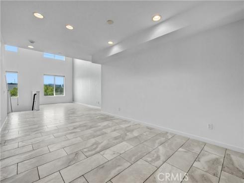 83 Waldorf , Irvine, CA