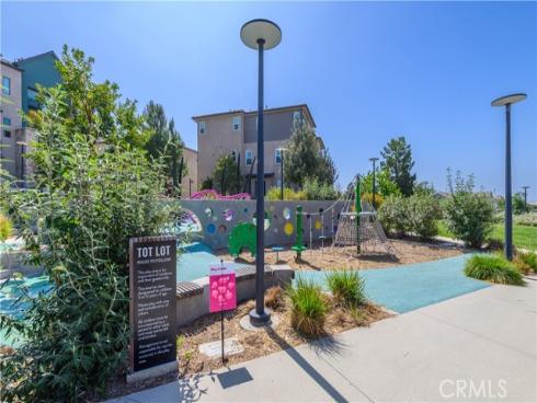 136 Rondo , Irvine, CA