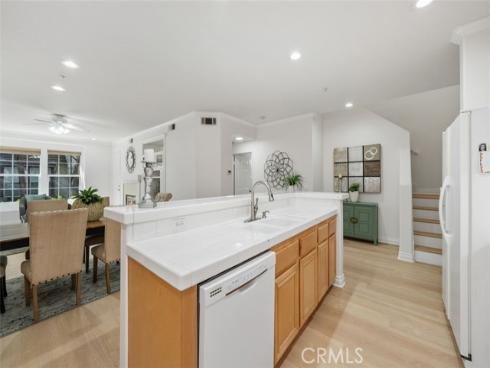 7  Cabazon  , Irvine, CA