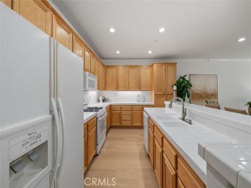 7  Cabazon  , Irvine, CA