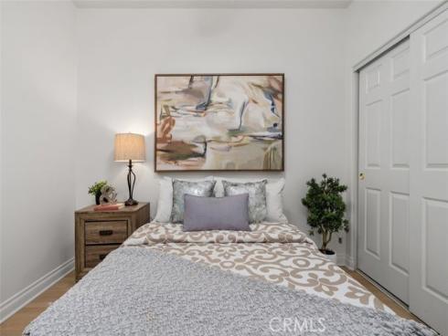 7  Cabazon  , Irvine, CA
