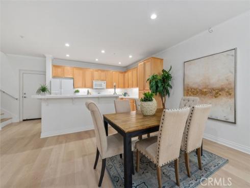 7  Cabazon  , Irvine, CA