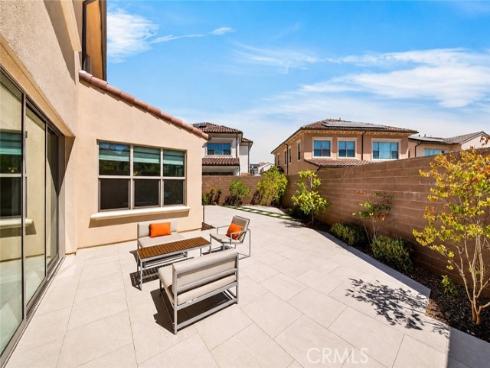 142 Sabbia , Irvine, CA