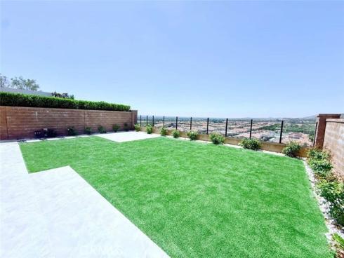 111  Sunnyslope  , Irvine, CA